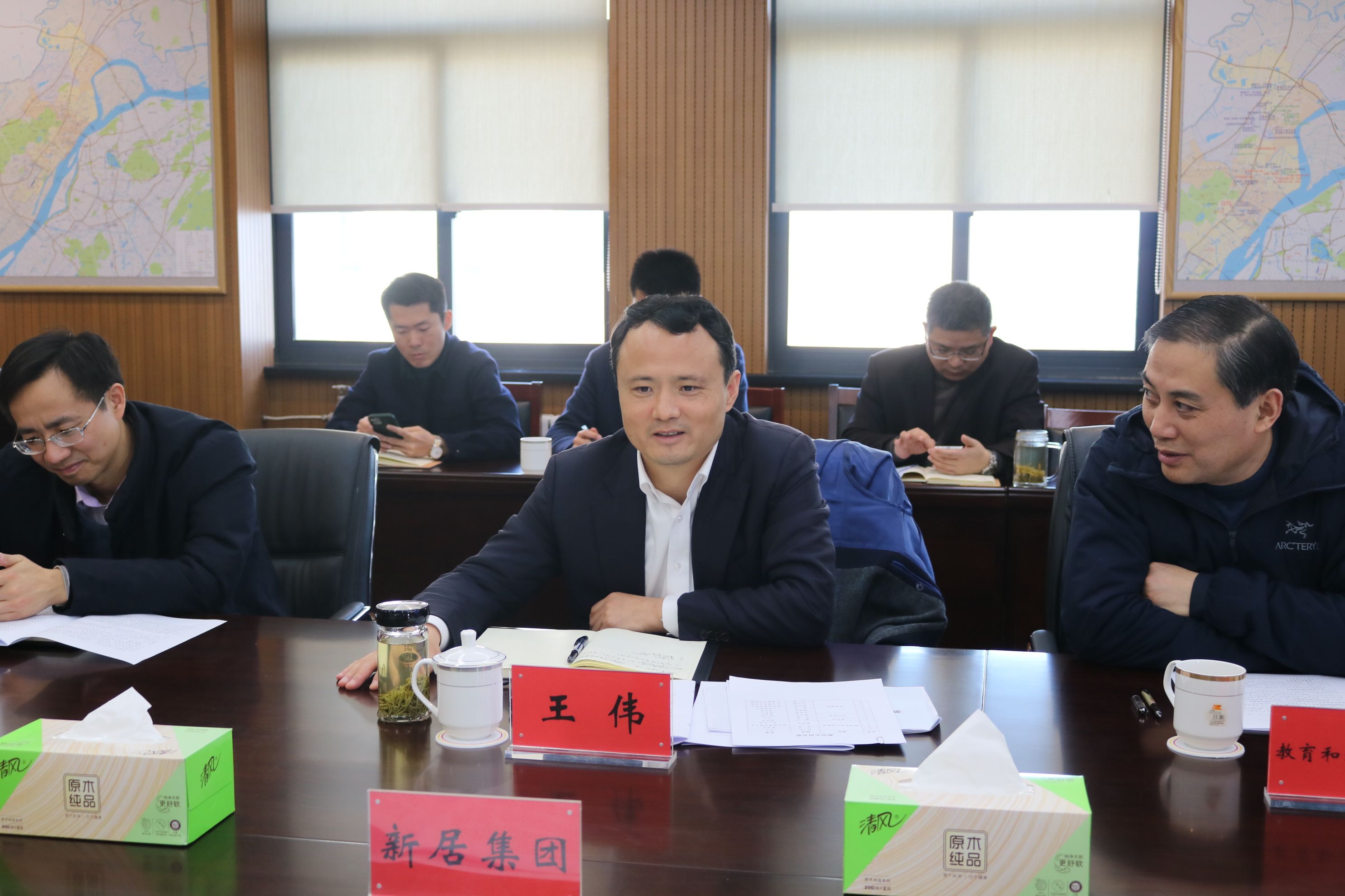 新区向导调研1396me皇家世界集团重点教育项目