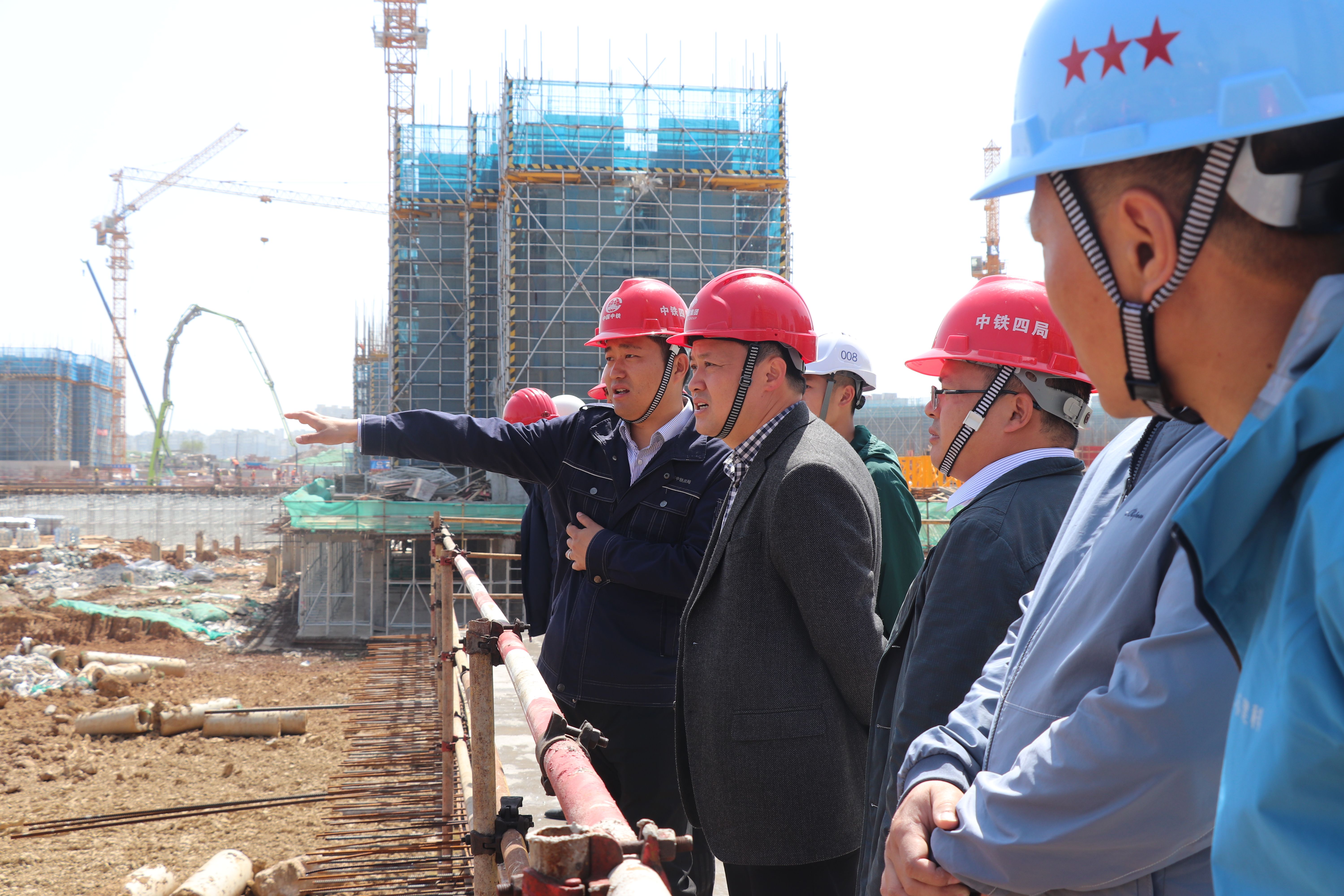 确保修建工地清静生产平稳  1396me皇家世界集团开展节前清静生产大检查