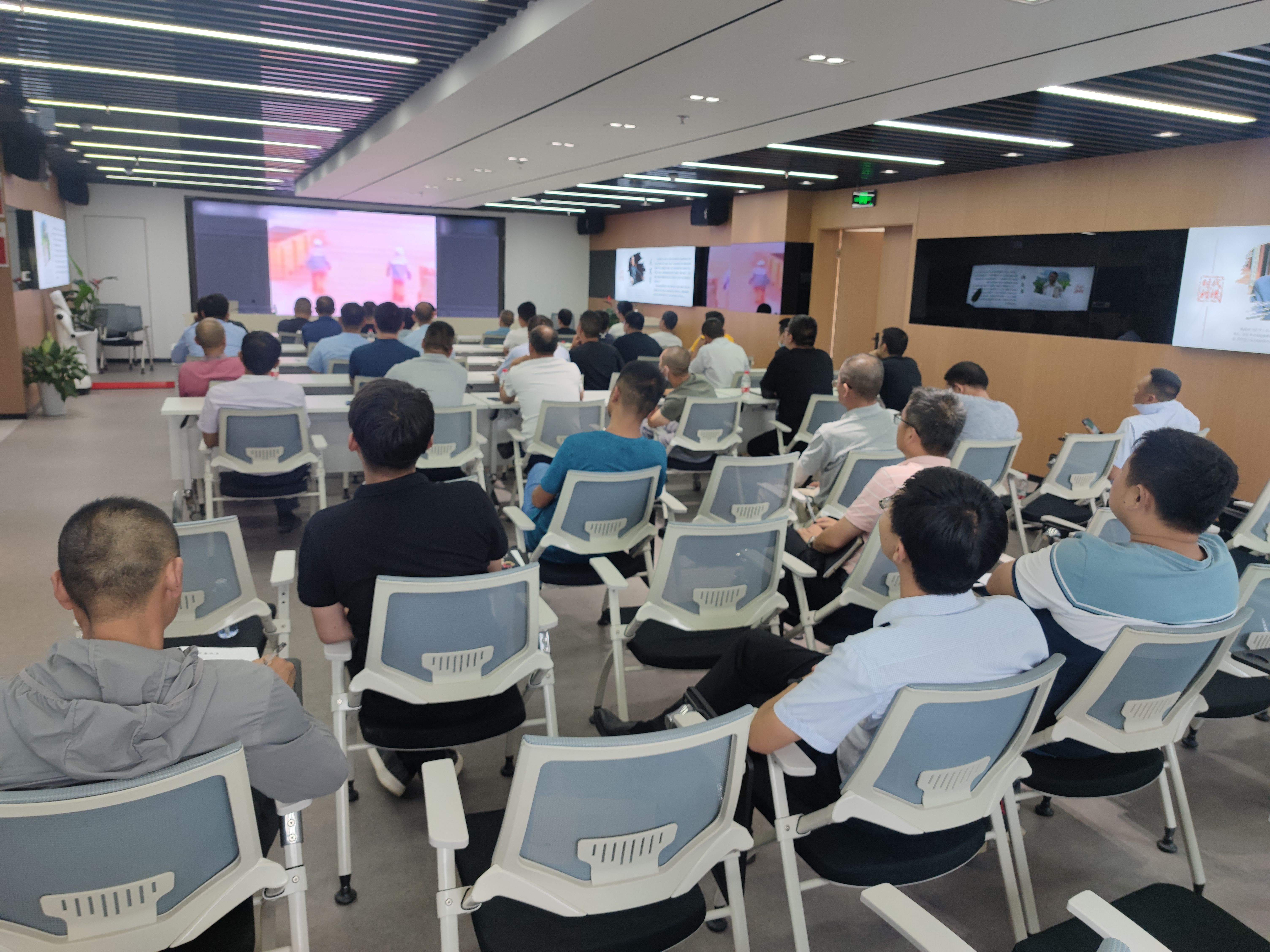1396me皇门第界(中国游)皇家1396官方网站