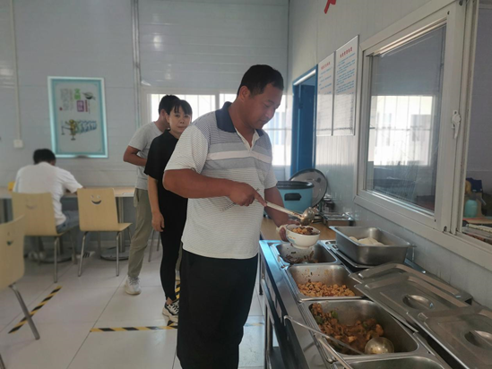 南京1396me皇家世界集团：打造暖心工地，助推项目高质量生长